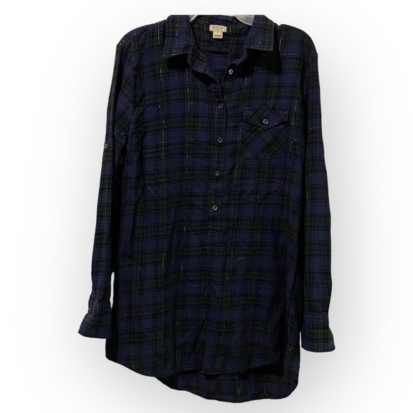 J.Crew Factory Top Women’s Size Med Long-sleeve Button Down‎ Whimsigoth - Picture 1 of 13